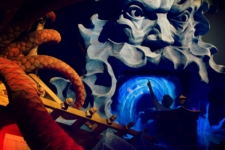 River SightSeeing + World of Discoveries